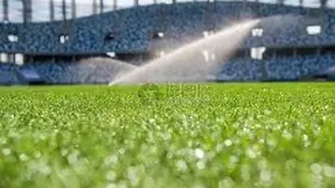 《国足杭州集训计划告吹：新帅空缺，10月备战梦断西湖》